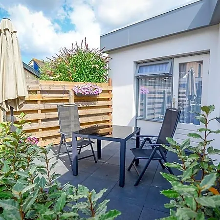 't Kraaiennest 4*