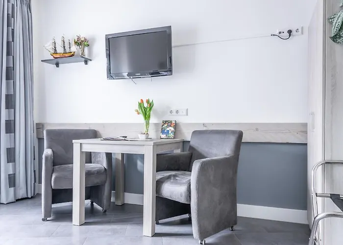 't Kraaiennest Bed & Breakfast 4*